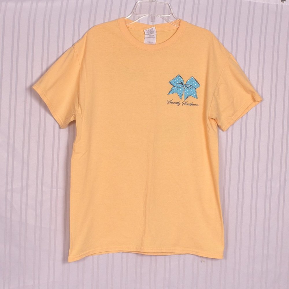 Under the Carolina Moon Sweetly Southern Tee Shirt Size Medium
